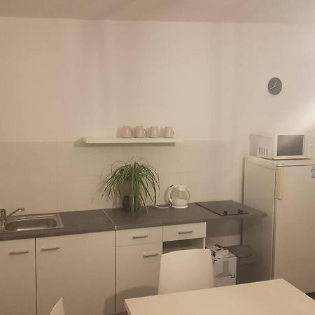 Petite Maison Au Calme Apartment Macey  Ngoại thất bức ảnh